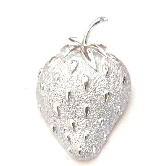 SARAH COVENTRY VINTAGE 1968 SILVER-TONE WHITE "STRAWBERRY ICE" 1x2" BROOCH PIN - Picture 4 of 6